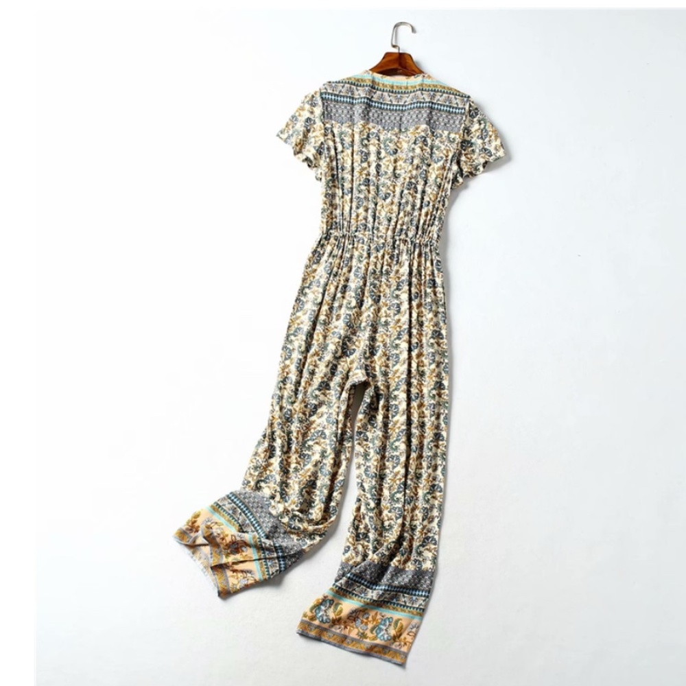 Boho gypsy Red floral v neck wide leg jumpsuit - Picture 4 of 9